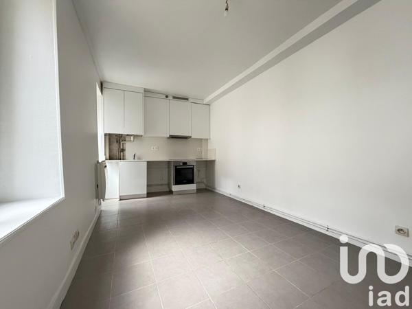 Location appartement 1 pièce 17 m² Palaiseau