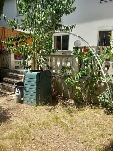 Maison T5 avec terrasse, jardin et garage