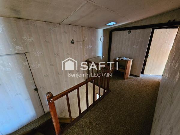 Maison semi-individuelle à rénover