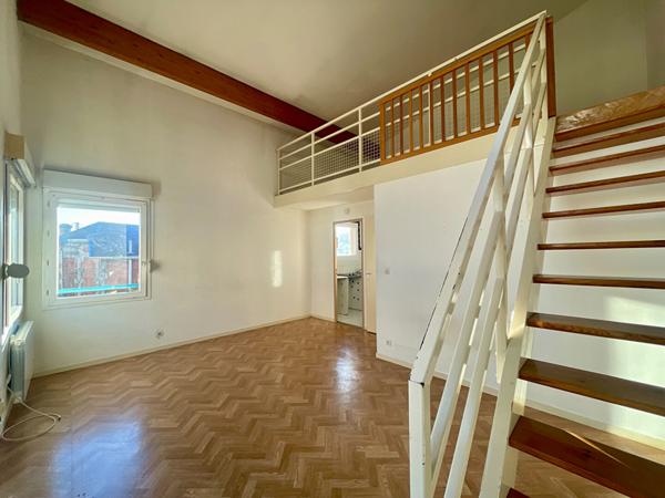 Appartement Talence T2 duplex cellier Barrière Saint-Genès Talence