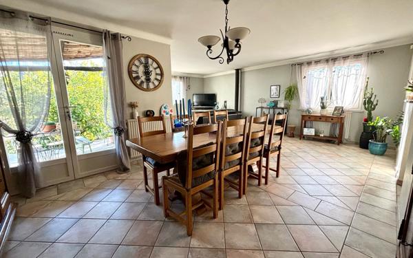 Maison à vendre    4 pièces • 102 m2 Le Bar-sur-Loup