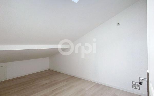 Appartement à louer    3 pièces •  Houécourt