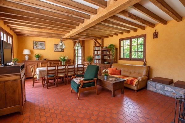 Chaumière de charme de 150 m² sur un terrain de 1 430 m²