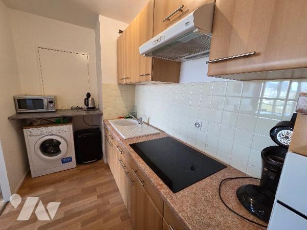 VENTE YVETOT proche centre ville et gare, appartement T2 de 42.94 m², parking, cave.