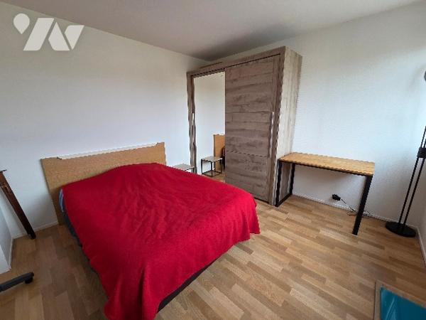 VENTE YVETOT proche centre ville et gare, appartement T2 de 42.94 m², parking, cave.