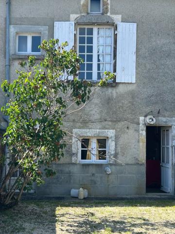 Maison à LA CHATAIGNERAIE (85120)