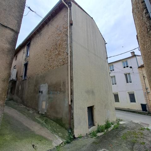 A VENDRE LAROQUE D'OLMES MAISON DE VILLE 4 CHAMBRES