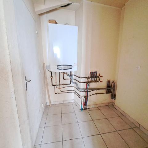 A VENDRE LAROQUE D'OLMES MAISON DE VILLE 4 CHAMBRES