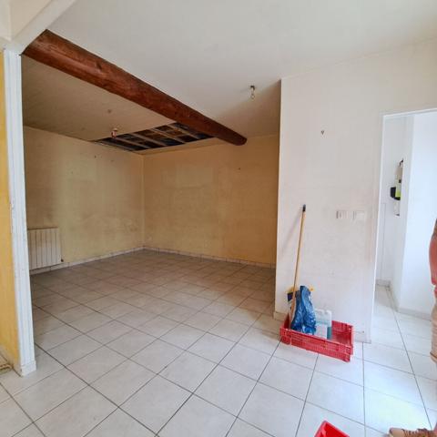 A VENDRE LAROQUE D'OLMES MAISON DE VILLE 4 CHAMBRES