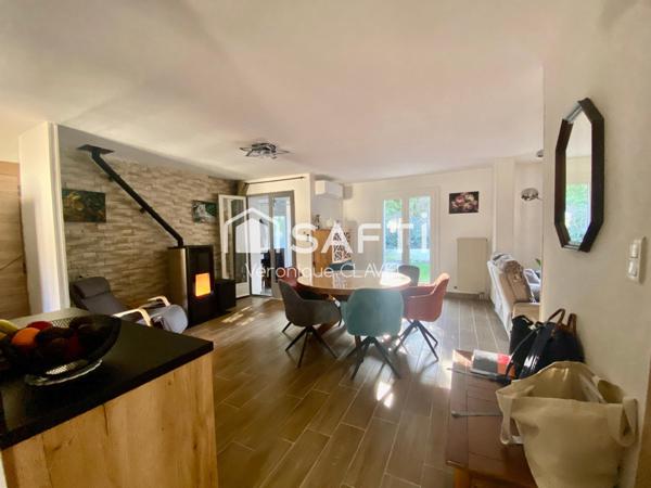 Belle villa de 118 m2 totalement rénovée au calme sur un terrain de 389m2