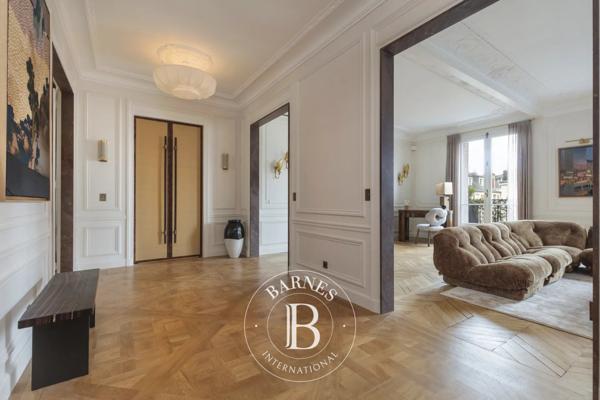 Paris 7ème, Appartement 3 Chambres -  197 m² à vendre