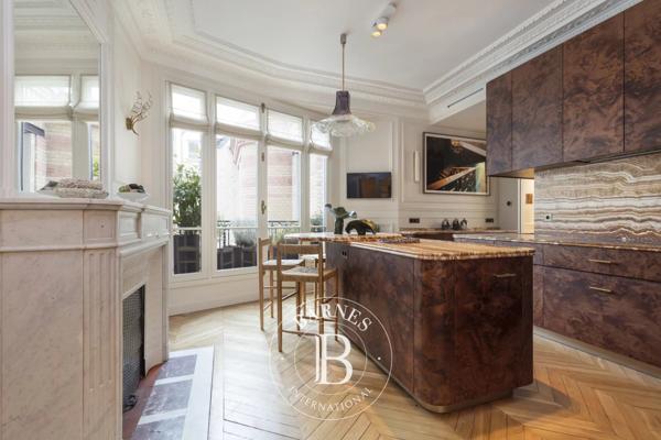 Paris 7ème, Appartement 3 Chambres -  197 m² à vendre