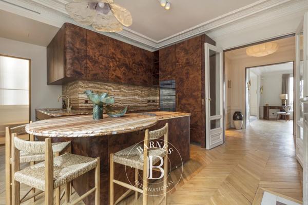 Paris 7ème, Appartement 3 Chambres -  197 m² à vendre