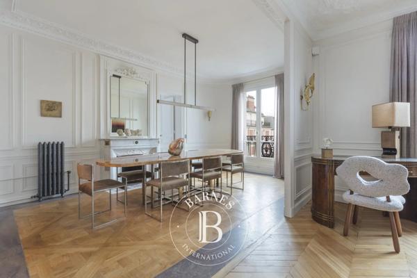 Paris 7ème, Appartement 3 Chambres -  197 m² à vendre