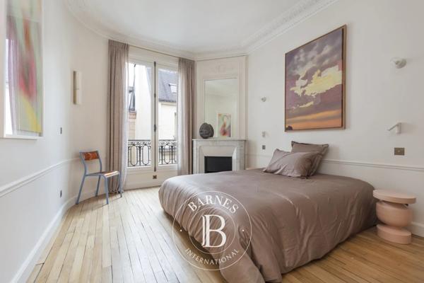 Paris 7ème, Appartement 3 Chambres -  197 m² à vendre