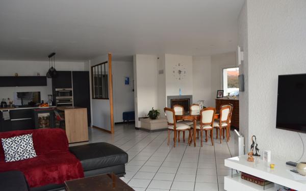 Maison à vendre    5 pièces •  Saint-Vincent-de-Tyrosse