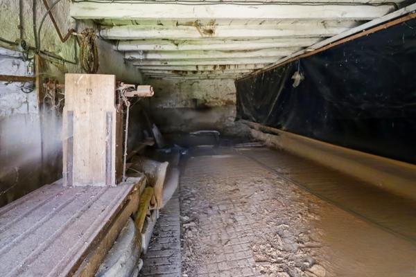 GRANGE 165 m² environ + STABULATION 141 m² + Dépendances sur Parcelle de 4292 m² - 87190 SAINT LEGER MAGNAZEIX