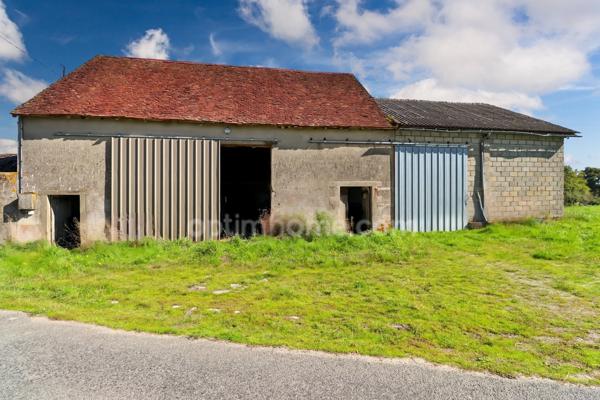 GRANGE 165 m² environ + STABULATION 141 m² + Dépendances sur Parcelle de 4292 m² - 87190 SAINT LEGER MAGNAZEIX