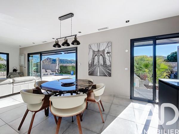 Maison à vendre 5 pièces 120 m² Bagnols-en-Forêt