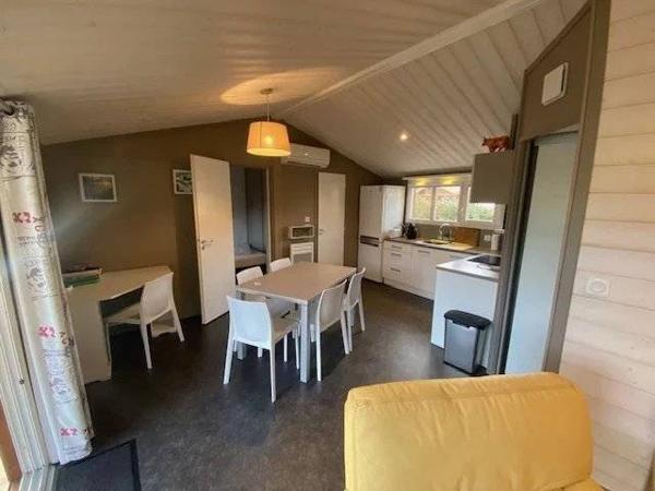 AZUR / SOUSTONS – Chalet T4 A VENDRE au calme dans un environnement unique