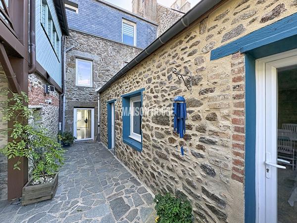 Maison en pierre avec jardin et dépendance en hyper centre de Saint-Servan - Saint Malo