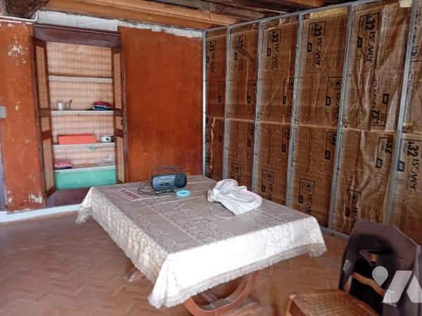 Maison de bourg à restaurer sur la commune des SALLES.