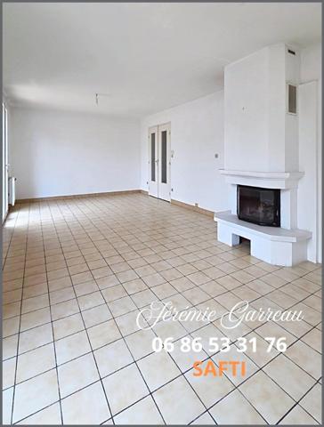 Maison de plain pied de 80m2, 2 chambres, parcelle 705m2