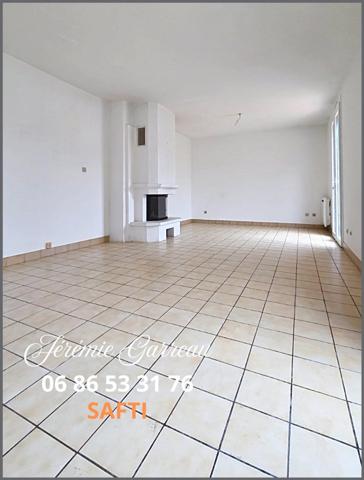 Maison de plain pied de 80m2, 2 chambres, parcelle 705m2
