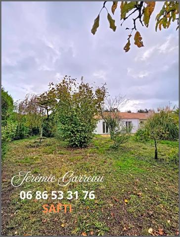 Maison de plain pied de 80m2, 2 chambres, parcelle 705m2