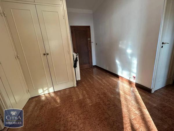 Appartement à louer 3 pièces 106.25m²