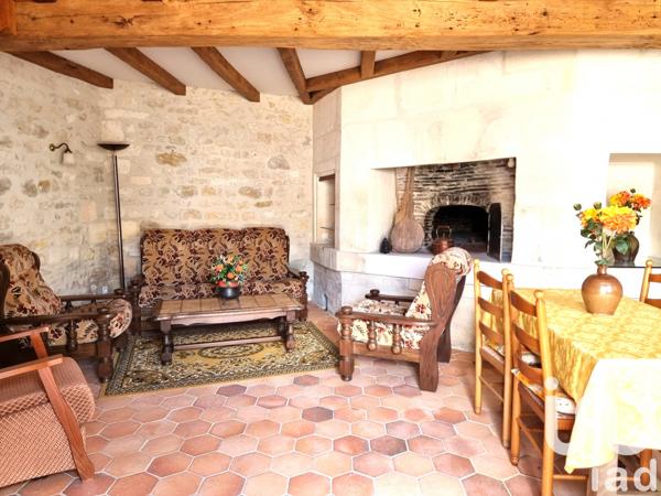 Maison à vendre 10 pièces 410 m² Bourg-Charente