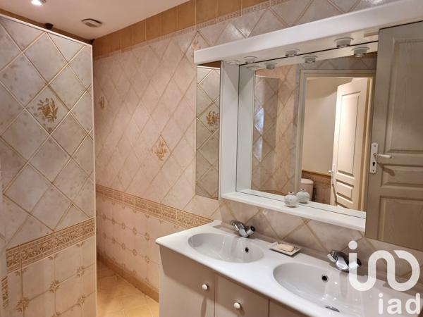 Maison à vendre 10 pièces 410 m² Bourg-Charente