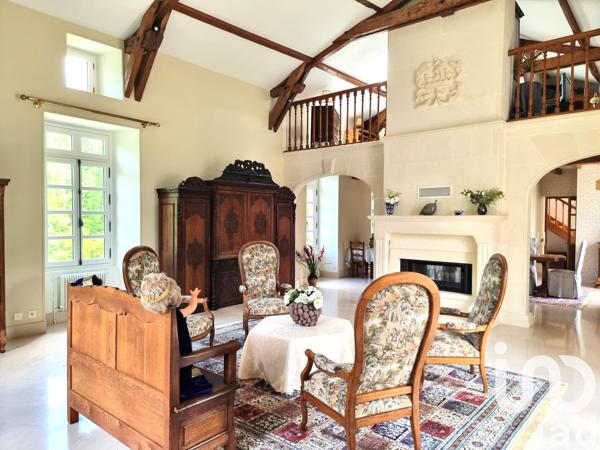 Maison à vendre 10 pièces 410 m² Bourg-Charente