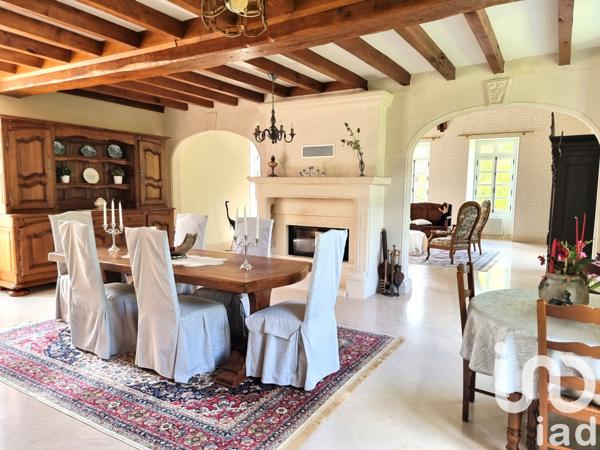 Maison à vendre 10 pièces 410 m² Bourg-Charente