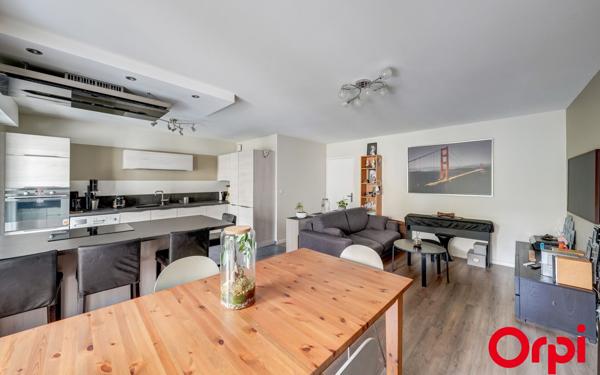 Appartement à vendre    4 pièces • 92,95 m2 Villeurbanne