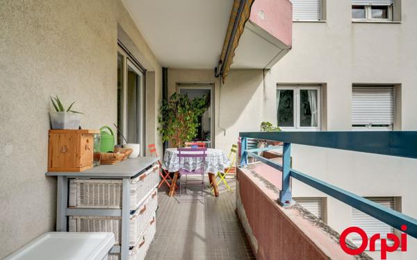 Appartement à vendre    4 pièces • 92,95 m2 Villeurbanne