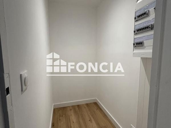 Location Appartement 3 pièces 68.03 m² - Lille 59000