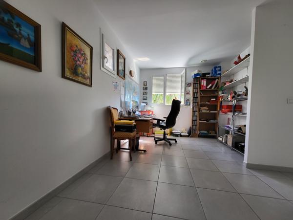 Marignane (13700) VILLA 4 PIECES 110M2 AVEC GARAGE 50M2 SUR 503M2 DE TERRAIN