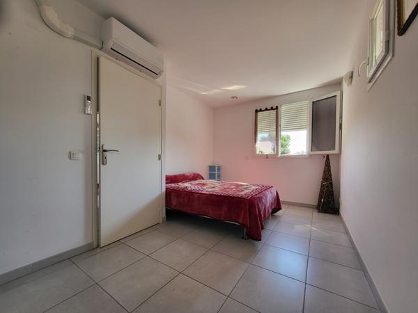 Marignane (13700) VILLA 4 PIECES 110M2 AVEC GARAGE 50M2 SUR 503M2 DE TERRAIN