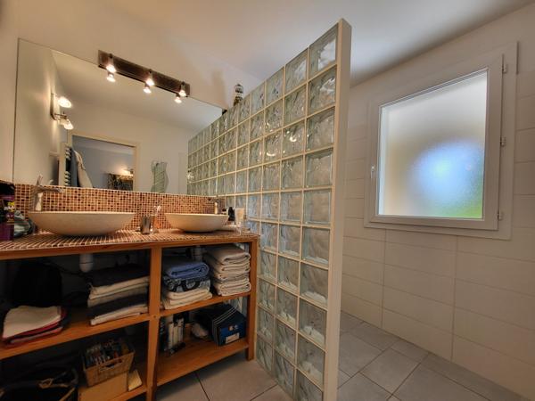 Marignane (13700) VILLA 4 PIECES 110M2 AVEC GARAGE 50M2 SUR 503M2 DE TERRAIN