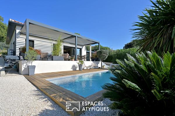 Maison contemporaine avec piscine et jardin paysagé, proche Uzès