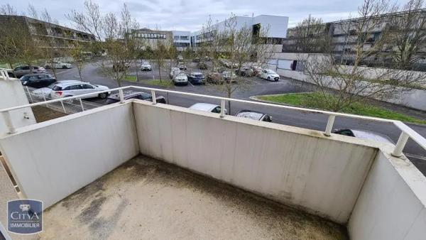 Appartement à louer 2 pièces 43.38m² Poitiers (86000)