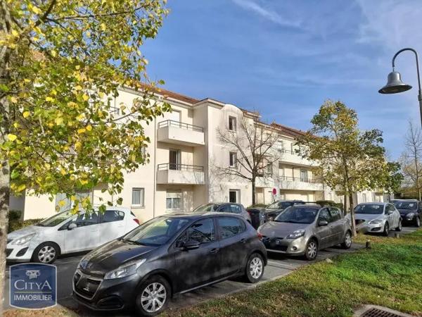Appartement à louer 3 pièces 65.93m² Poitiers (86000)