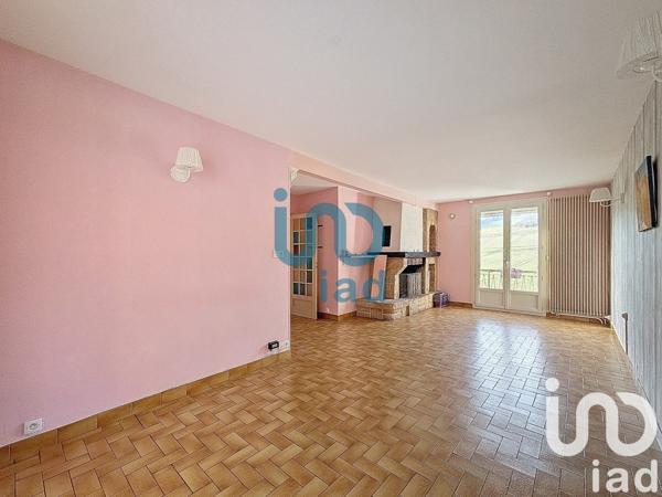 Maison traditionnelle 5 pièces de 120 m² à Guerville (78930)