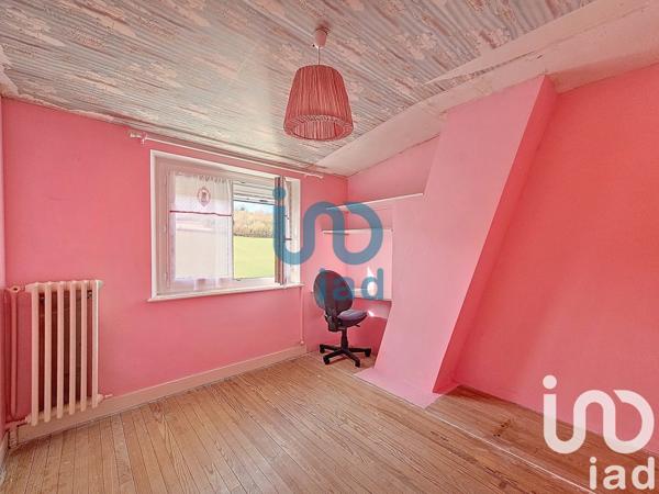 Maison traditionnelle 5 pièces de 120 m² à Guerville (78930)