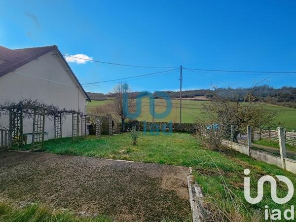 Maison traditionnelle 5 pièces de 120 m² à Guerville (78930)