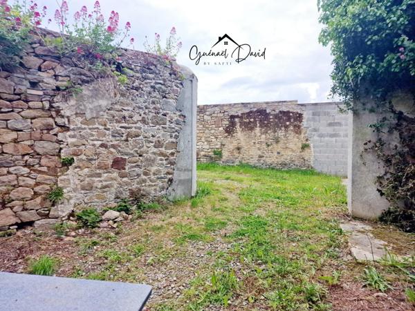 APPARTEMENT EN DUPLEX À RÉHABILITER AU CENTRE VILLE DE SAINT POL DE LÉON