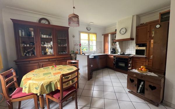 Maison à vendre    4 pièces • 85,28 m2 Morlaàs