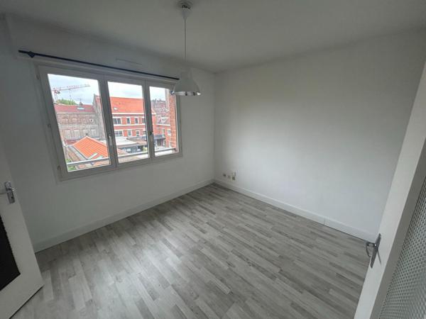 A LOUER : T1 à Lille • Rue d'Antin - Gambetta • 503 € CC • Réf. 863-33