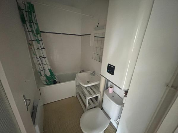 A LOUER : T1 à Lille • Rue d'Antin - Gambetta • 503 € CC • Réf. 863-33